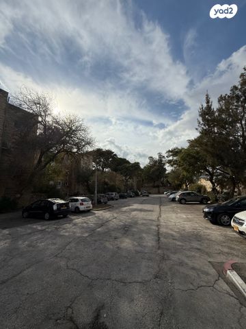 דירה, אבשלום חביב 1, ארמון הנציב, תלפיות מזרח, ירושלים