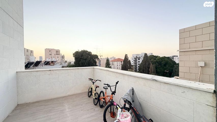 גג/ פנטהאוז, לוין אפשטיין 19, ב' / צפון מערב העיר, רחובות