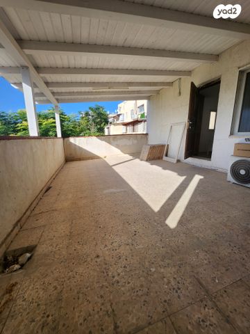 דירת גן, סמוכה, מגדל העמק