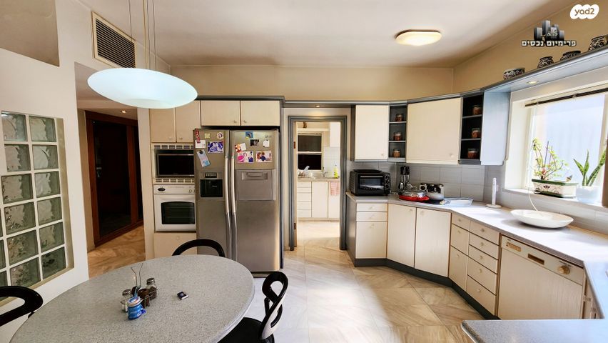 גג/ פנטהאוז, שמעון רייך, נהריה