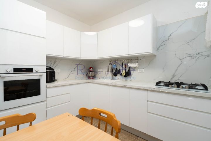 דירה, שדרות בנימין 62, מרכז העיר דרום, נתניה