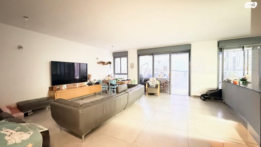 גג/ פנטהאוז, לוין אפשטיין 19, ב' / צפון מערב העיר, רחובות