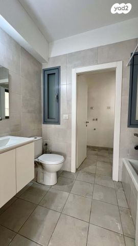 דירה, עיר היין, אשקלון