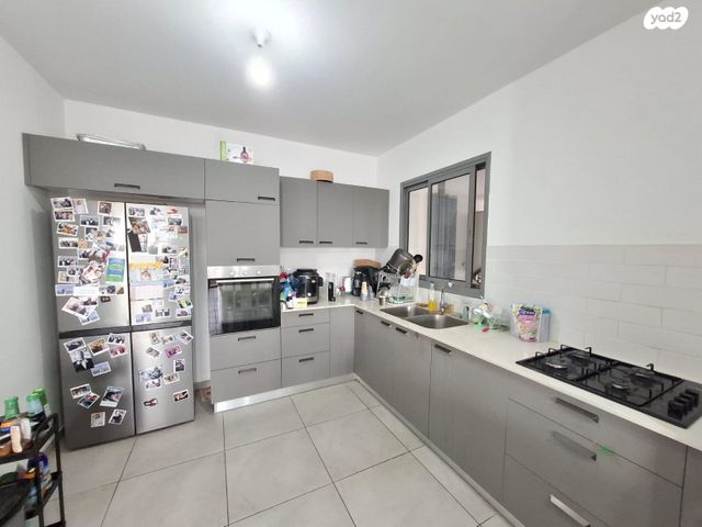 דירה, ברקת, אבני חן, חריש