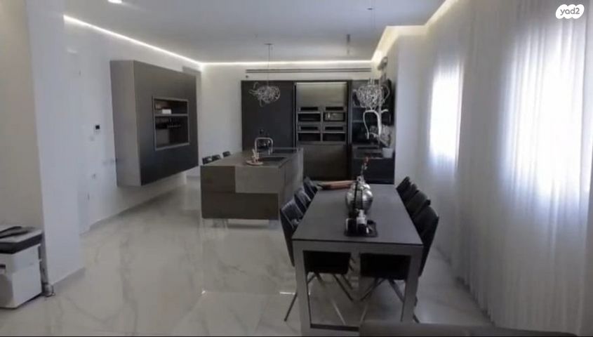 גג/ פנטהאוז, יוסף בורג 56, נווה זאב, נאות אילן, באר שבע