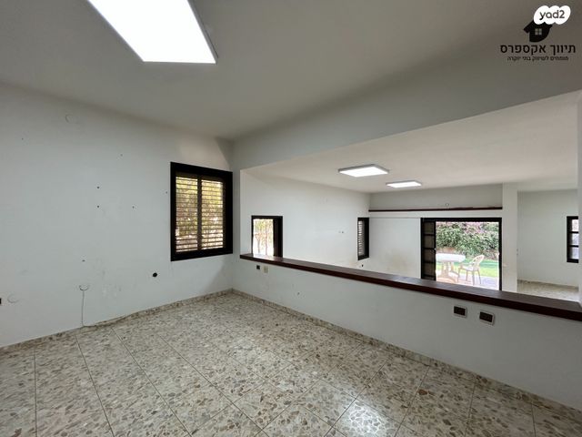 בית פרטי/ קוטג', עומר