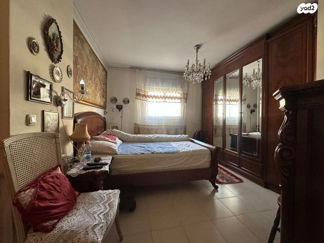 דירה, הרב גורן, ראשון לציון