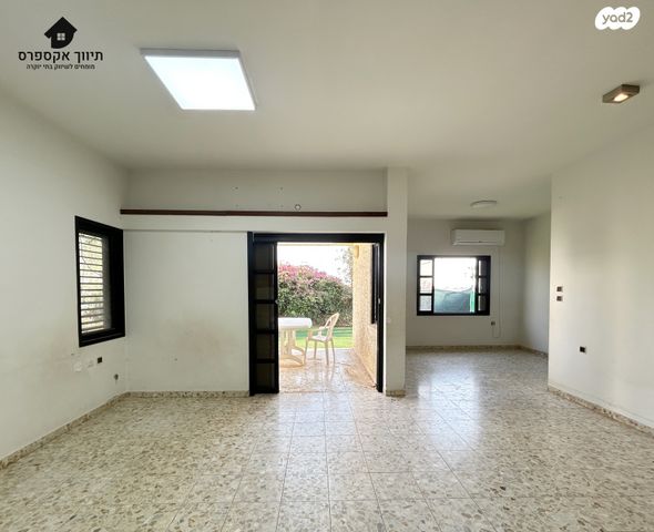 בית פרטי/ קוטג', עומר