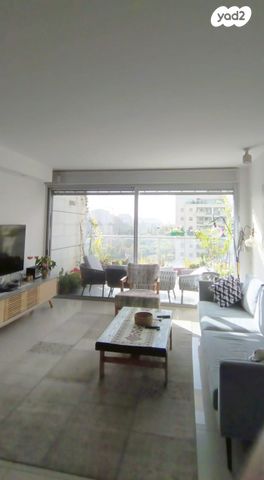 דירה, אזורי חן, גימל החדשה, תל אביב יפו