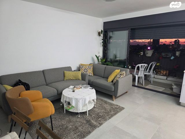 דירה, אנילביץ' 11, לב העיר, בת ים