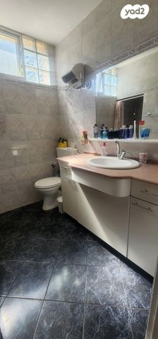 דירה, נהריים, נווה שרת, תל אביב יפו