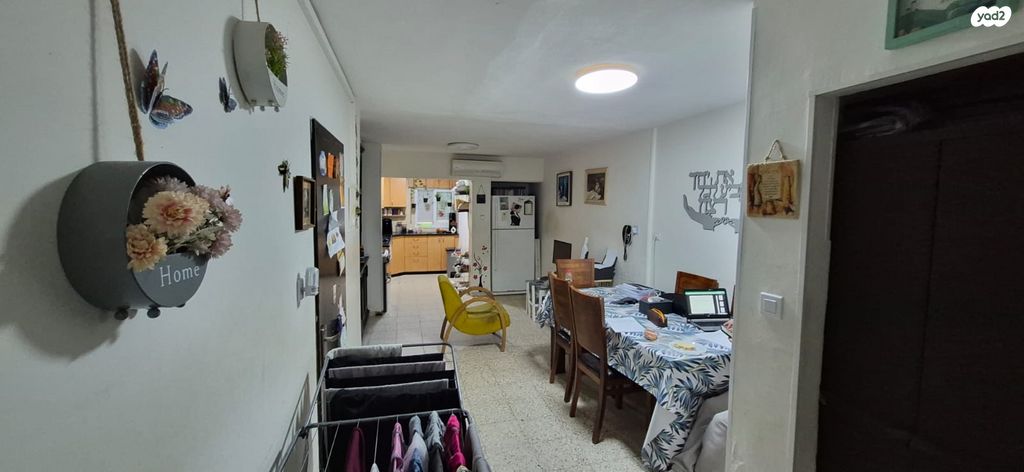 דירת גן, ארץ חפץ 114, שמואל הנביא, ירושלים