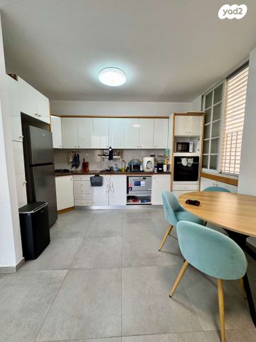 דירה, פאת השולחן, נחלת יצחק, תל אביב יפו