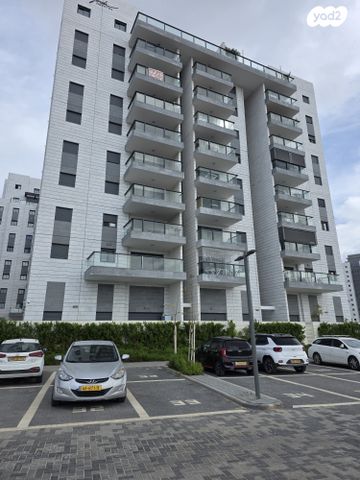 דירה, כרמי הנדיב, אחוזת רוטנר, קרית מלאכי