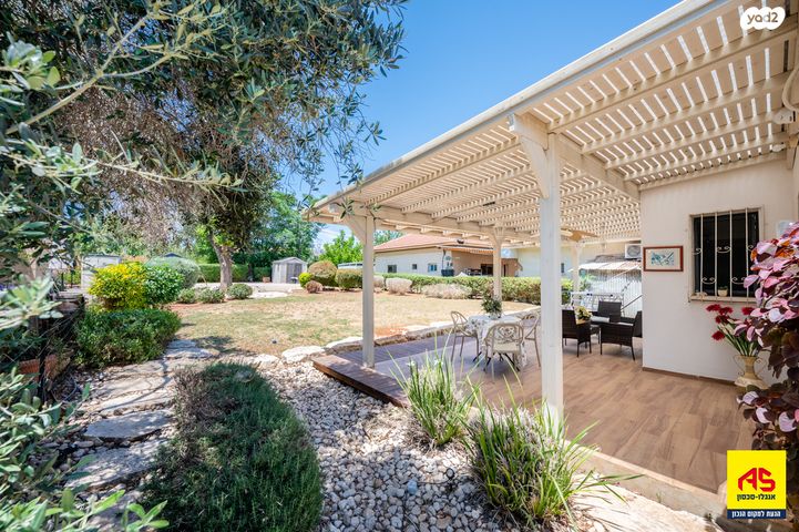 בית פרטי/ קוטג', הבריגדה, פרדס חנה כרכור