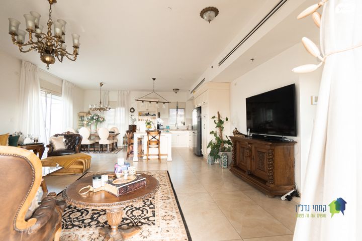 גג/ פנטהאוז, השר משה, נגבה, רמת גן