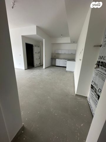 דירה, הרצליה