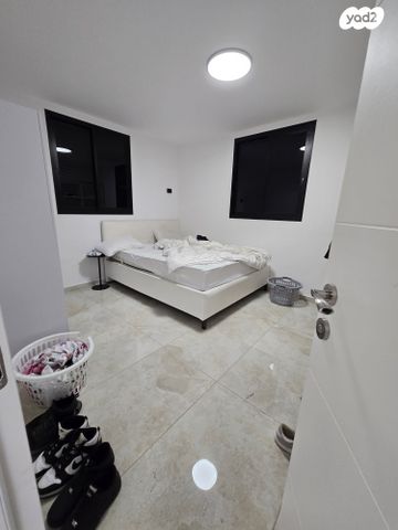 בית פרטי/ קוטג', בית אריה / עופרים