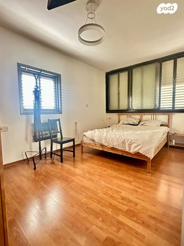 דירה, המניין הראשון, עמידר, נס ציונה