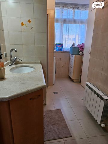 דירה, אריה דוסטרובסקי, תלפיות, ירושלים