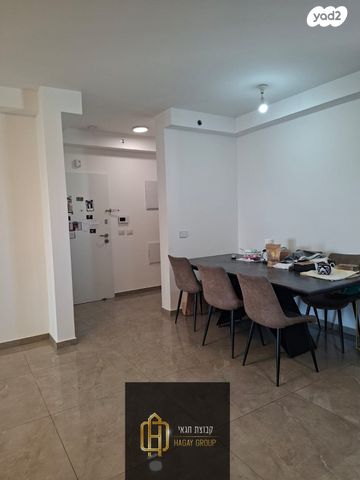 דירה, משה לוי 31, נאות שמיר, רמלה