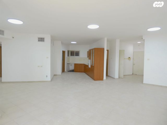 דירה, הנרי קנדל 10, העיר העתיקה, רמב"ם, דרום, באר שבע