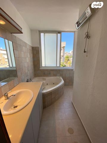 דירה, אוסישקין, הדר, רמת השרון