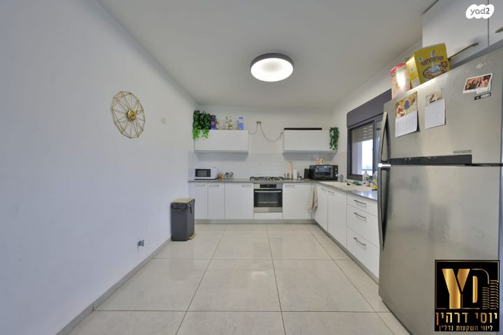 דירה, שדרות המגינים 5, מרכז העיר, קרית אתא