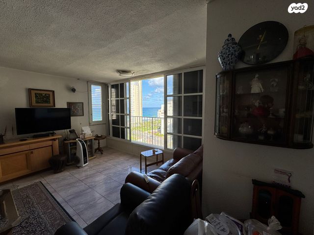 דירה, עצמאות יוספטל, בת ים