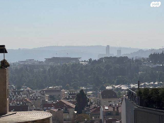 בניין מגורים, ירושלים