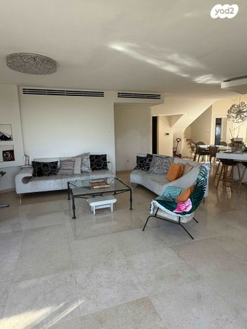 גג/ פנטהאוז, שמבור, חיפה