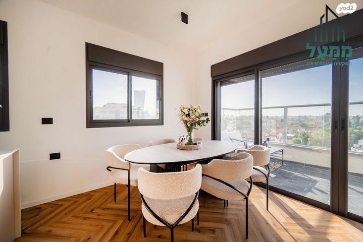 דירה, קזן, רעננה