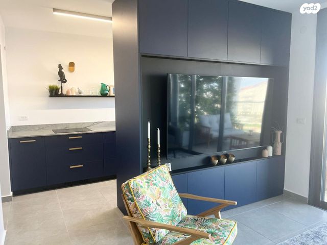 דירה, קרית שז"ר, רעננה