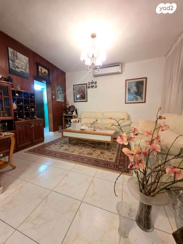 דו משפחתי, ד"ר משה מרזוק, נווה דוד, רמלה