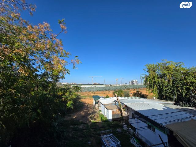 דירת גן, הרצליה