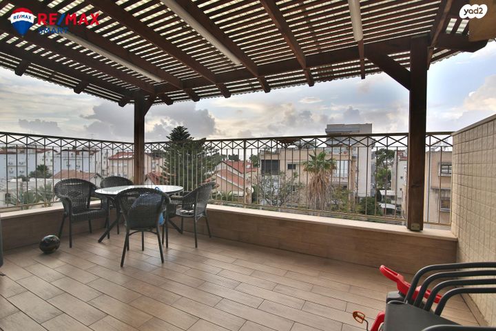 גג/ פנטהאוז, מבצע קדש, קרית חיים מזרחית, חיפה