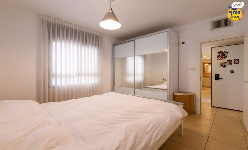 דירה, משה סנה, הדר המושבות החדשה / אם המושבות החדשה, פתח תקווה