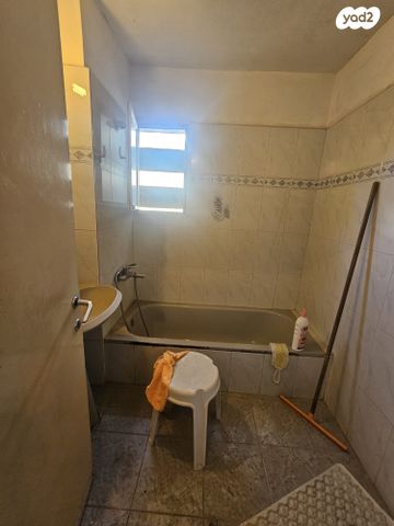 דירה, עטרות, קרית שרת מערב, חולון