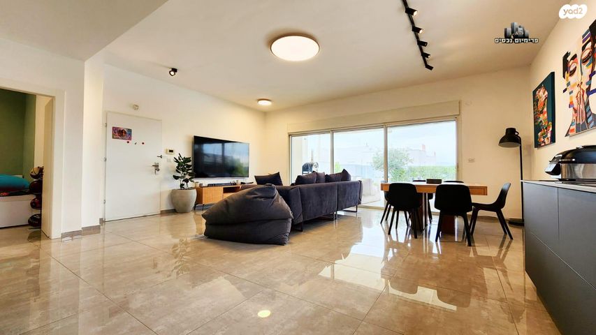 גג/ פנטהאוז, נחליאלי, נהריה הירוקה, נהריה