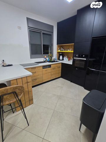 דירה, הדודאים, עין הים, חדרה