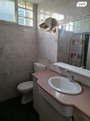 דירה, נהריים, נווה שרת, תל אביב יפו