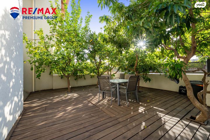 דו משפחתי, שוהם