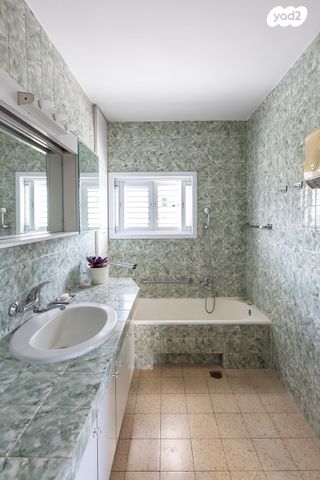 דירה, נהרדעא 10, הצפון החדש - דרום, תל אביב יפו