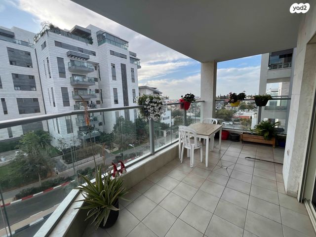 דירה, יעקב בן סירא, הרקפות, ראשון לציון