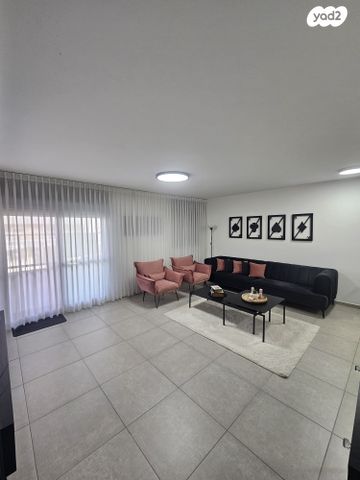 דירה, מרווה, סיגליות, באר שבע