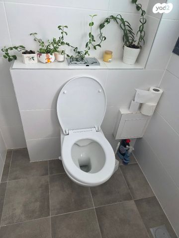 דירה, אנילביץ' 11, לב העיר, בת ים