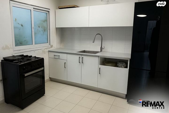 דו משפחתי, החלוץ, נווה רמז, חולון