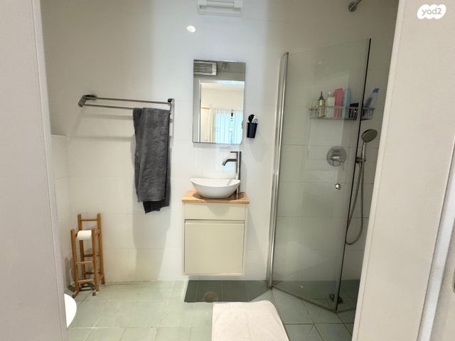 דירת גן, טרומפלדור, תל אביב יפו