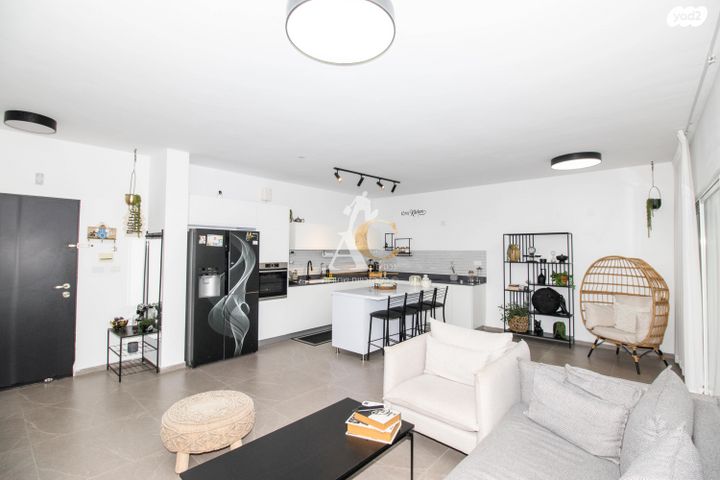 יפה ירקוני 14