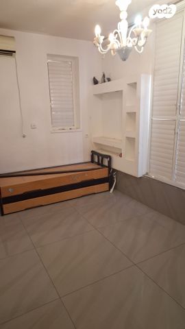 דירה, ירמיהו, בני ברק